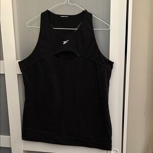 Reebok Women's Sleek Black Tank Top, size L